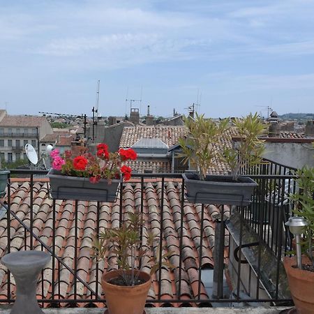 Penthouse Apartment Overlooking Place Carnot Carcassonne Eksteriør billede