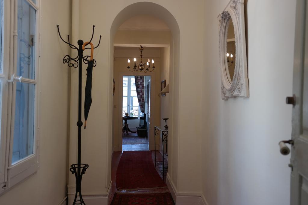 Penthouse Apartment Overlooking Place Carnot Carcassonne Eksteriør billede